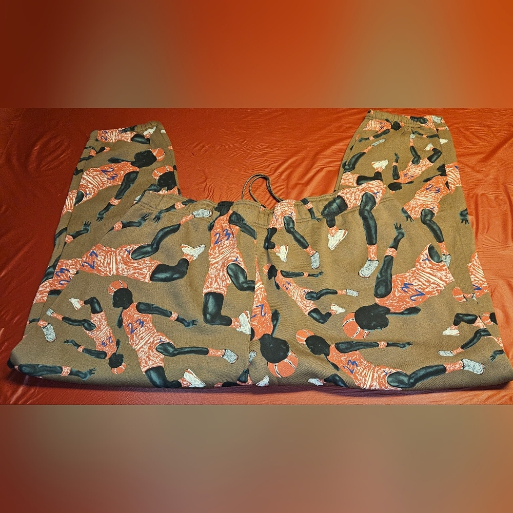 Fleece Joggers from "Jordan" Artist Series by Parker Duncan Brooklyn  NWT 2XL - Picture 6 of 8